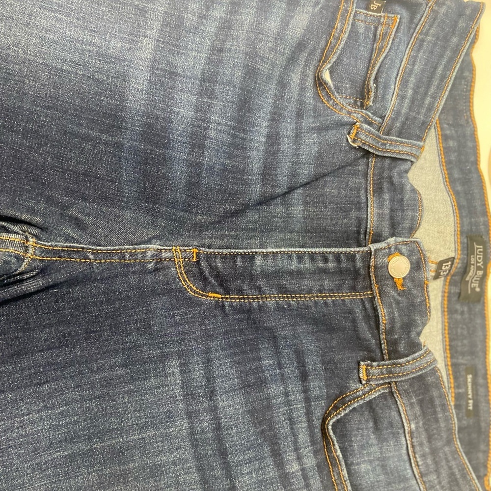 Judy Blue womens Dark Blue Skinny Jeans with Contrast Gold Stitching